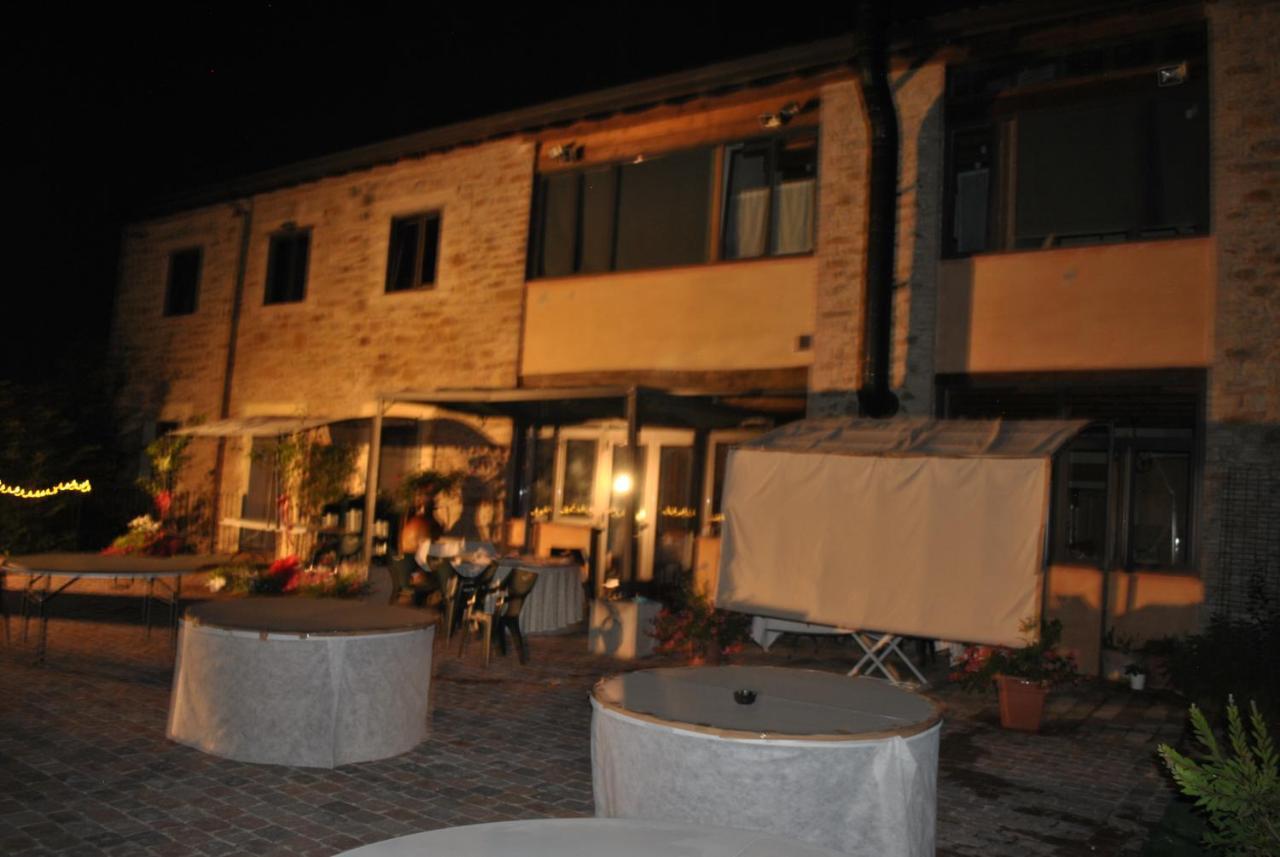 Agriturismo Petrarosa Neviano degli Arduini Bagian luar foto