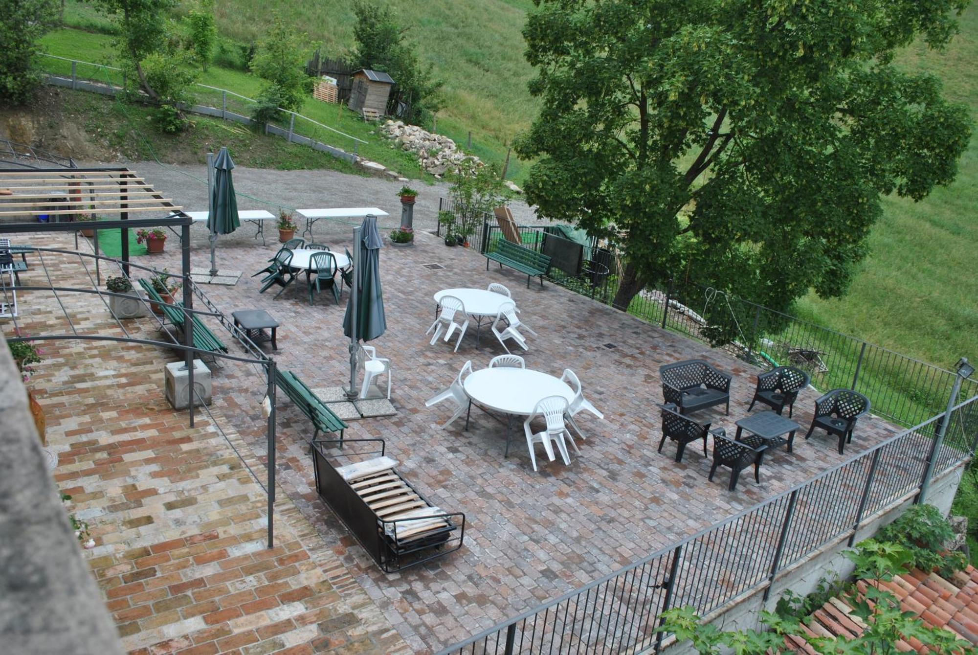 Agriturismo Petrarosa Neviano degli Arduini Bagian luar foto
