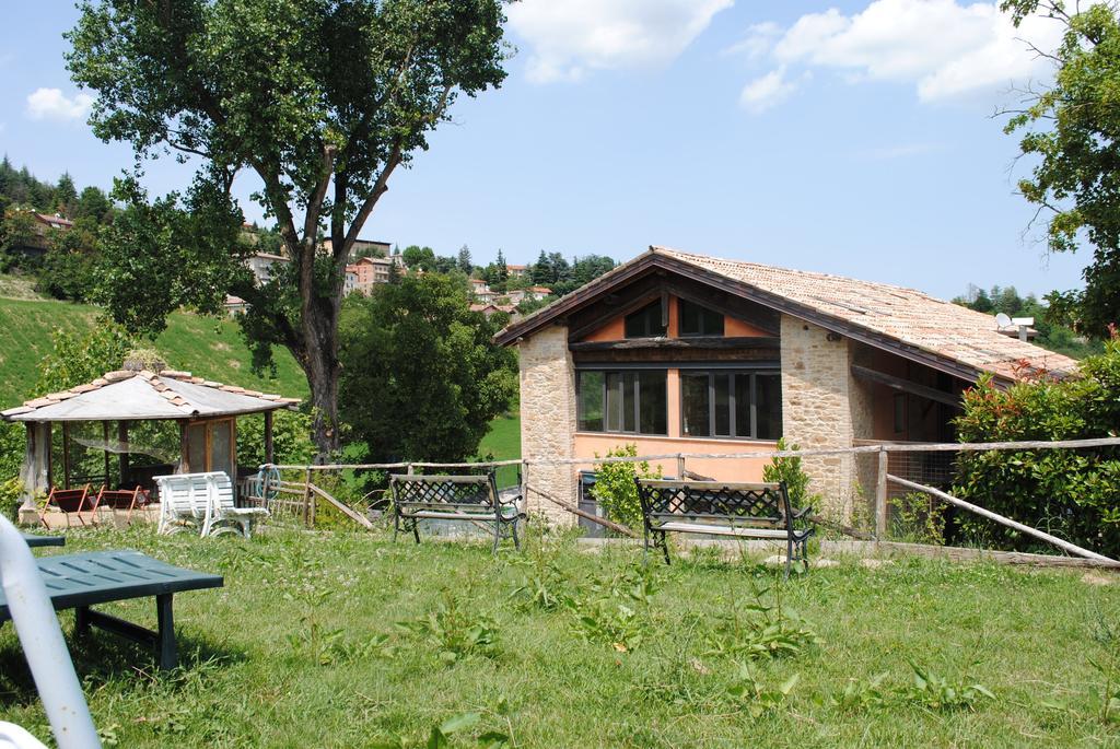 Agriturismo Petrarosa Neviano degli Arduini Bagian luar foto